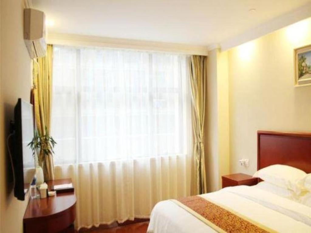 Greentree Inn Bole Wanxianghui Express Hotel Esterno foto
