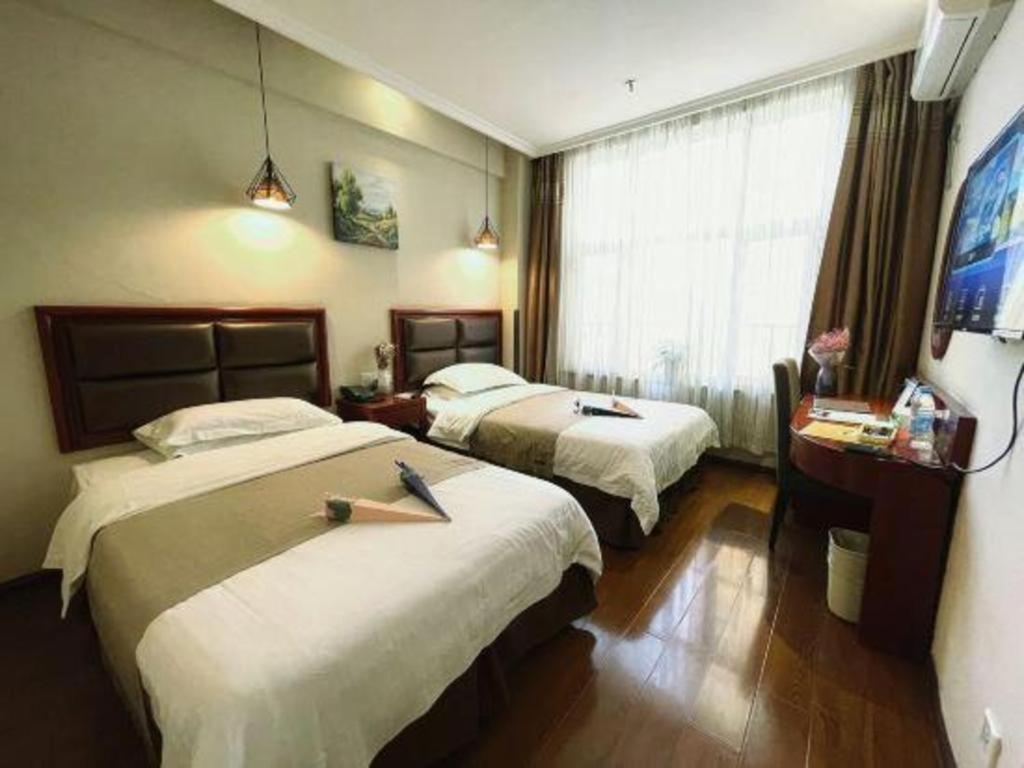 Greentree Inn Bole Wanxianghui Express Hotel Esterno foto