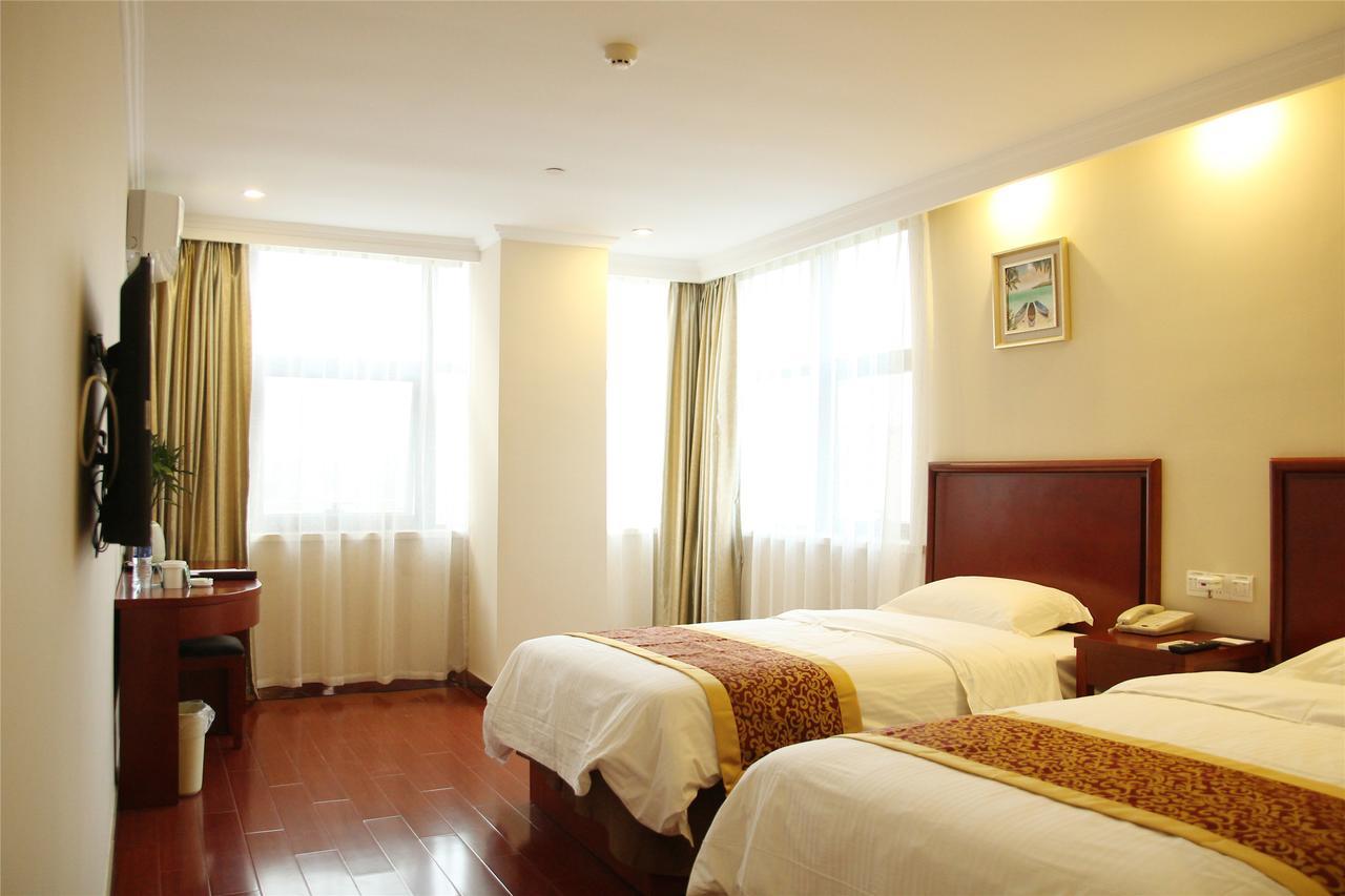Greentree Inn Bole Wanxianghui Express Hotel Esterno foto